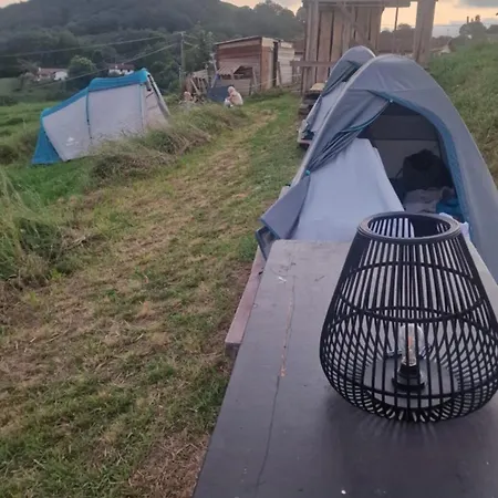 Les Insolites De Κάμπινγκ *